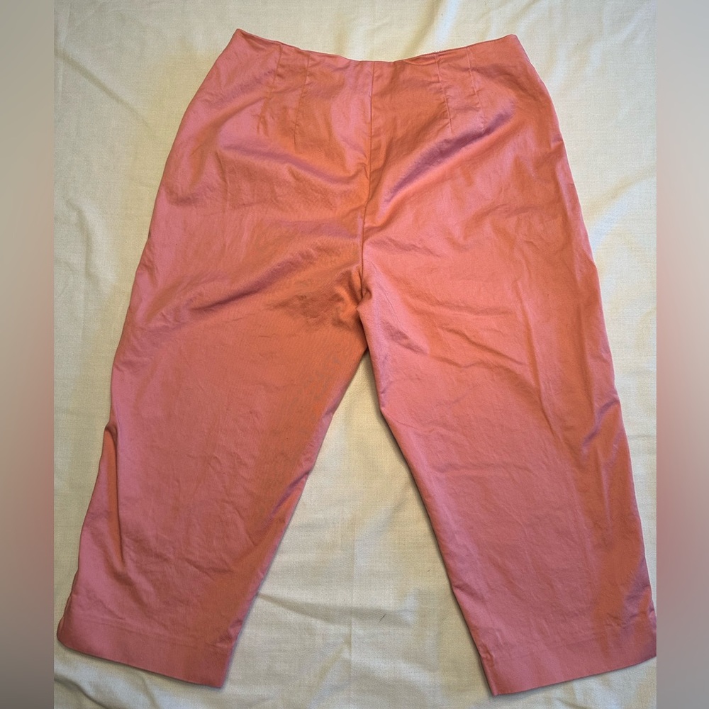 Talbots. Pink stretch, cotton capri pants. Side zipper. Worn only a few times.